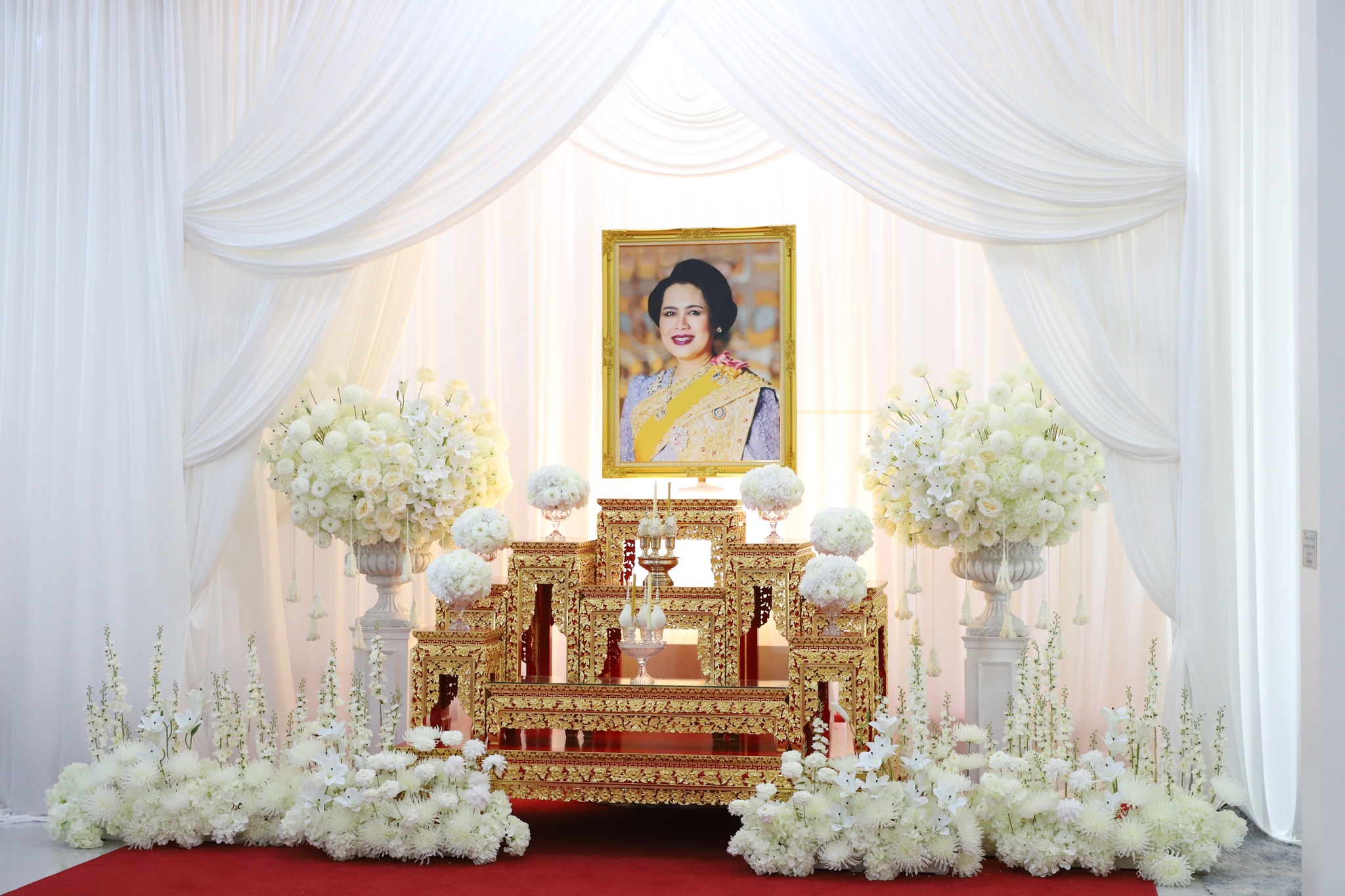 จังหวัดปทุมธานี จัดพิธีบำเพ็ญกุศลทักษิณานุประทาน อุทิศถวาย สมเด็จพระนางเจ้าสิริกิติ์ พระบรมราชินีนาถ พระบรมราชชนนีพันปีหลวง สัตตมวาร ๗ วัน